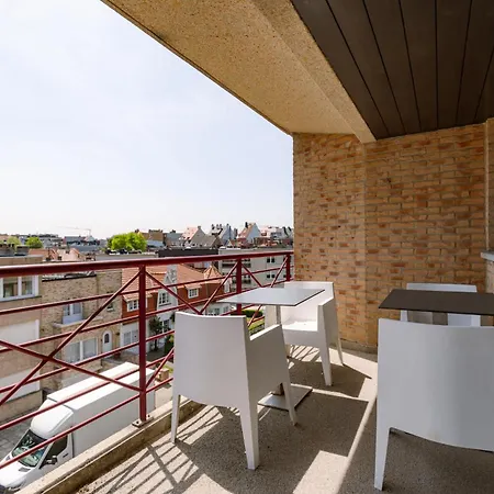 아파트 Huswell - Bright Retreat With Balcony *