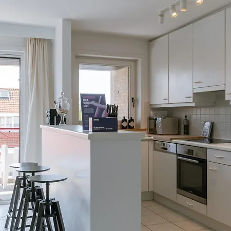 Huswell - Bright Retreat With Balcony Apartamento *
